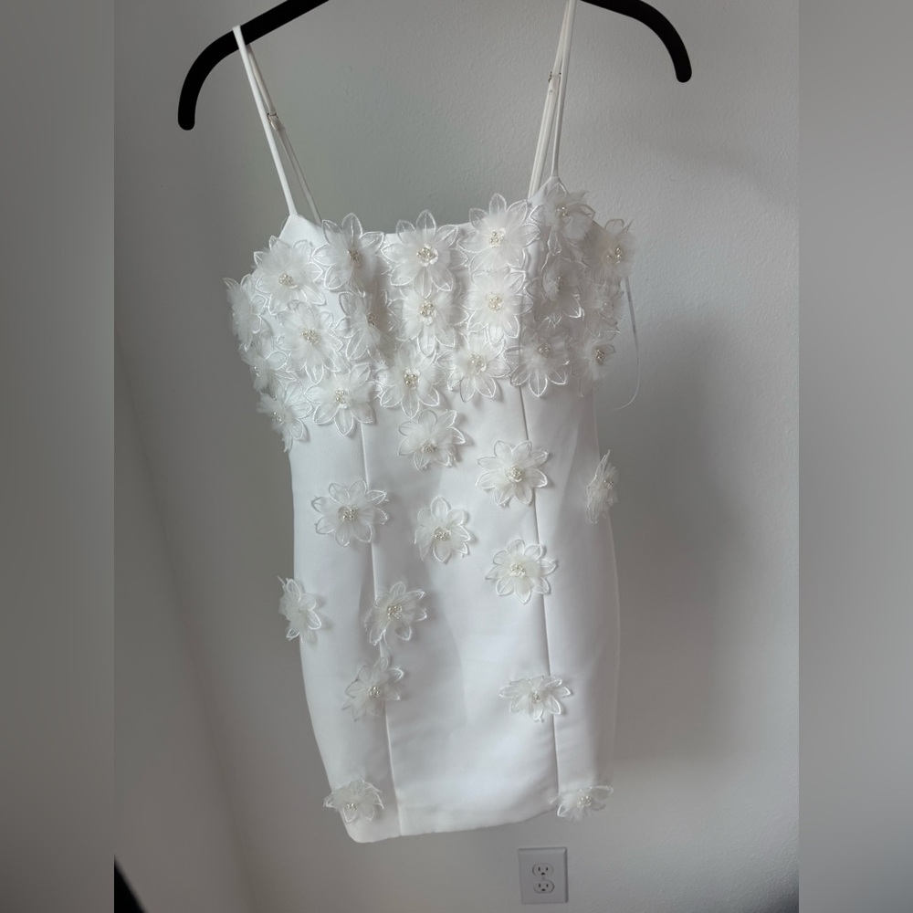 Elliatt Ivory Floral Mini Dress